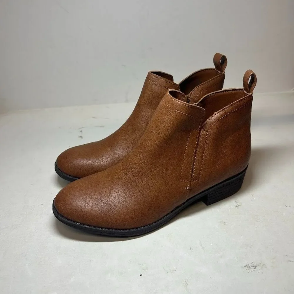 Sun Stone Womens 10 W Brandy Tan Faux Leather Cadee Ankle Booties NIB MO8 - Picture 2 of 5